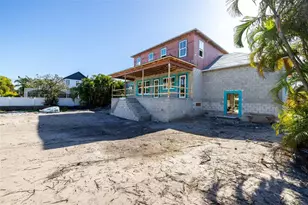 819 38th Ave NE, Saint Petersburg, FL 33701 - Photo 9