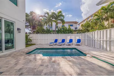 1800 Gulf Boulevard #1, Indian Rocks Beach, FL 33785 - Photo 11