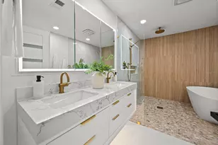 6709 Cardinal Dr S, Saint Petersburg, FL 33707 - Photo 31