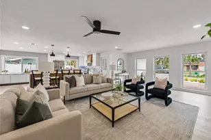 6709 Cardinal Dr S, Saint Petersburg, FL 33707 - Photo 9