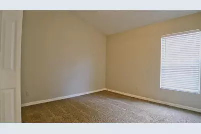 309 Citrus Landing Drive, Plant City, FL 33563 - Photo 13