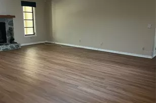 3006 Bolt Dr, Palm Harbor, FL 34685 - Photo 3