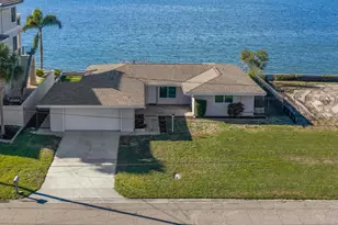 2234 Harbor View Dr, Dunedin, FL 34698 - Photo 3