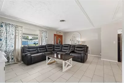 2701 64th Avenue S, Saint Petersburg, FL 33712 - Photo 5
