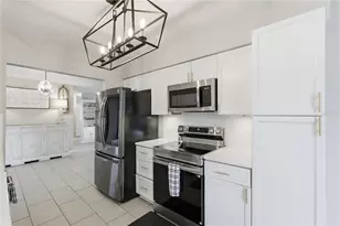2701 64th Ave S, Saint Petersburg, FL 33712 - Photo 9