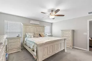 220 St Georges Cir, Eagle Lake, FL 33839 - Photo 17