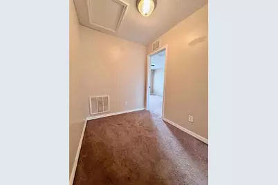 12007 Peach Grove Court, Seffner, FL 33584 - Photo 9
