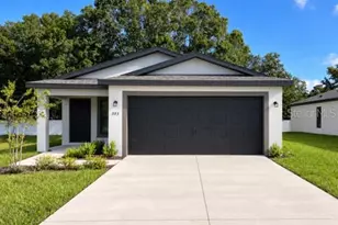 573 Blackthorn Dr, Lakeland, FL 33809 - Photo 1