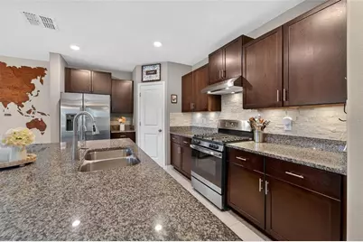 9720 Lemon Drop Loop, Sun City Center, FL 33573 - Photo 15