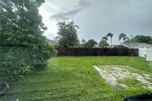 8503 Woodbridge Blvd, Tampa, FL 33615 - Photo 25