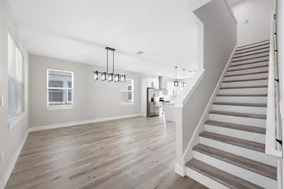 6910 Dartmouth Avenue N, Saint Petersburg, FL 33710 - Photo 3