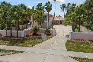 1520 Gulf Blvd, Belleair Beach, FL 33786 - Photo 3