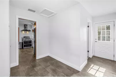 1019 Woodcrest Avenue, Clearwater, FL 33756 - Photo 17