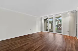 1012 Pearce Dr, Clearwater, FL 33764 - Photo 5