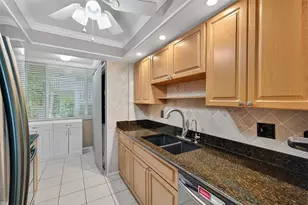 1012 Pearce Dr, Clearwater, FL 33764 - Photo 11