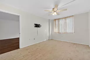 1012 Pearce Dr, Clearwater, FL 33764 - Photo 19