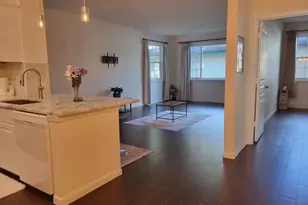 17106 Carrington Park Dr, Tampa, FL 33647 - Photo 5