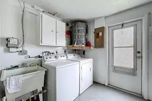 2107 Harrison Dr, Holiday, FL 34691 - Photo 17