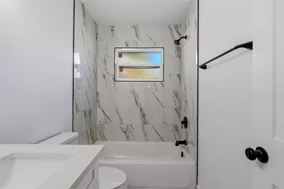 10906 N 28th Street, Tampa, FL 33612 - Photo 21