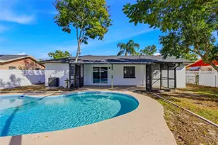 10906 N 28th St, Tampa, FL 33612 - Photo 35