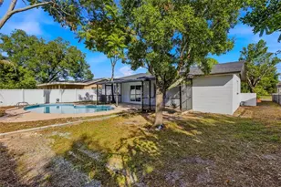 10906 N 28th St, Tampa, FL 33612 - Photo 37