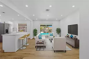 10906 N 28th St, Tampa, FL 33612 - Photo 7