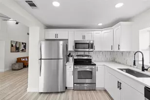 4920 30th Ave N, Saint Petersburg, FL 33710 - Photo 13