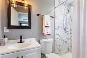 39403 Lincoln Ave, Zephyrhills, FL 33542 - Photo 17