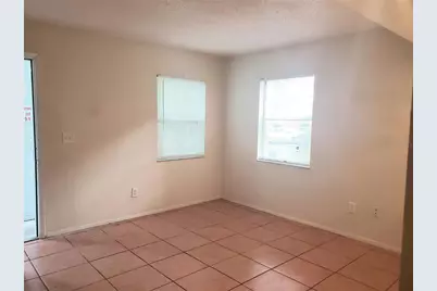 7100 Waterside Drive, Tampa, FL 33617 - Photo 7