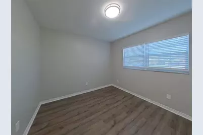 [Address not provided], Tampa, FL 33614 - Photo 11