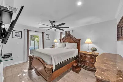 105 S Saint Cloud Avenue, Valrico, FL 33594 - Photo 17