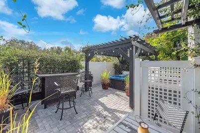 105 S Saint Cloud Avenue, Valrico, FL 33594 - Photo 25