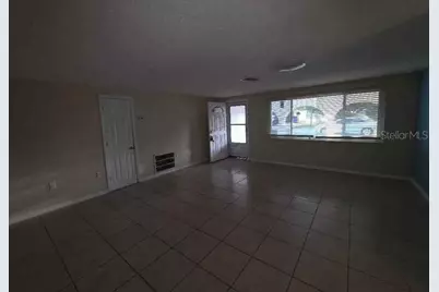 7619 Summertree Lane, New Port Richey, FL 34653 - Photo 9