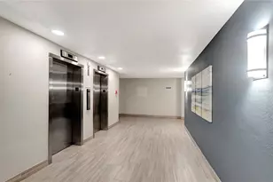 500 Treasure Island Causeway, Treasure Island, FL 33706 - Photo 31