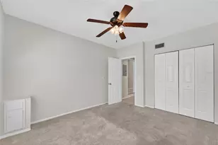 658 Green Valley Rd, Palm Harbor, FL 34683 - Photo 45