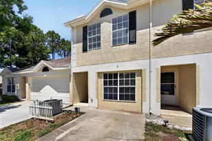 658 Green Valley Rd, Palm Harbor, FL 34683 - Photo 5