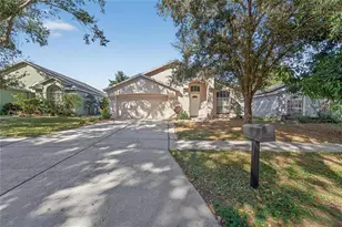 508 Sonoma Dr, Valrico, FL 33594 - Photo 5