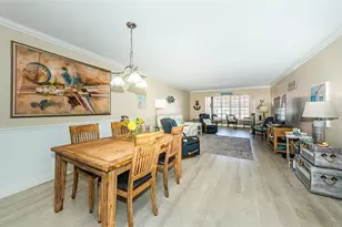 3010 59th St S, Gulfport, FL 33707 - Photo 7