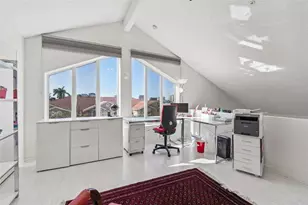 320 Island Way, Clearwater Beach, FL 33767 - Photo 45