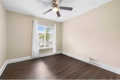 18103 Paradise Point Drive, Tampa, FL 33647 - Photo 5