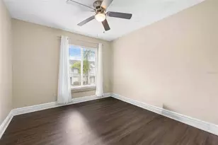 18103 Paradise Point Dr, Tampa, FL 33647 - Photo 5