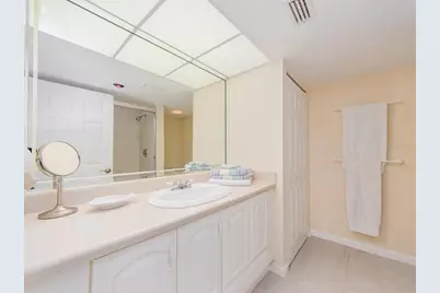 1430 Gulf Boulevard #110, Clearwater, FL 33767 - Photo 25