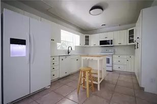 4115 W Platt St, Tampa, FL 33609 - Photo 9