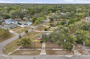 9402 N Newport Ave, Tampa, FL 33612 - Photo 51