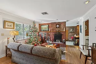 9403 N Edison Ave, Tampa, FL 33612 - Photo 3