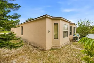 10417 Blackmore Dr, Tampa, FL 33647 - Photo 17