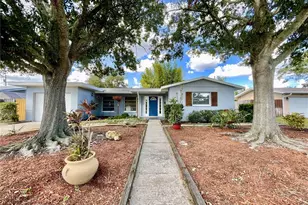 5825 30th Ave N, Saint Petersburg, FL 33710 - Photo 1