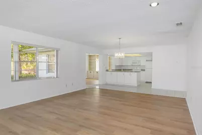 2024 Heathfield Circle #155, Sun City Center, FL 33573 - Photo 7