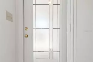 2024 Heathfield Cir, Sun City Center, FL 33573 - Photo 9