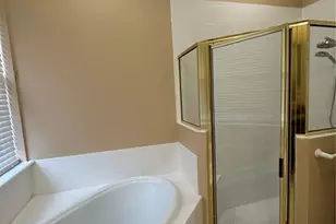 7729 Aralia Way, Seminole, FL 33777 - Photo 13